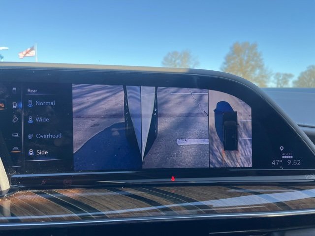 Used 2023 Cadillac Escalade Sport Platinum image 31