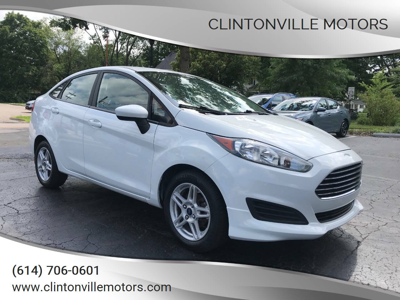 Used 2018 Ford Fiesta SE FWD image 1