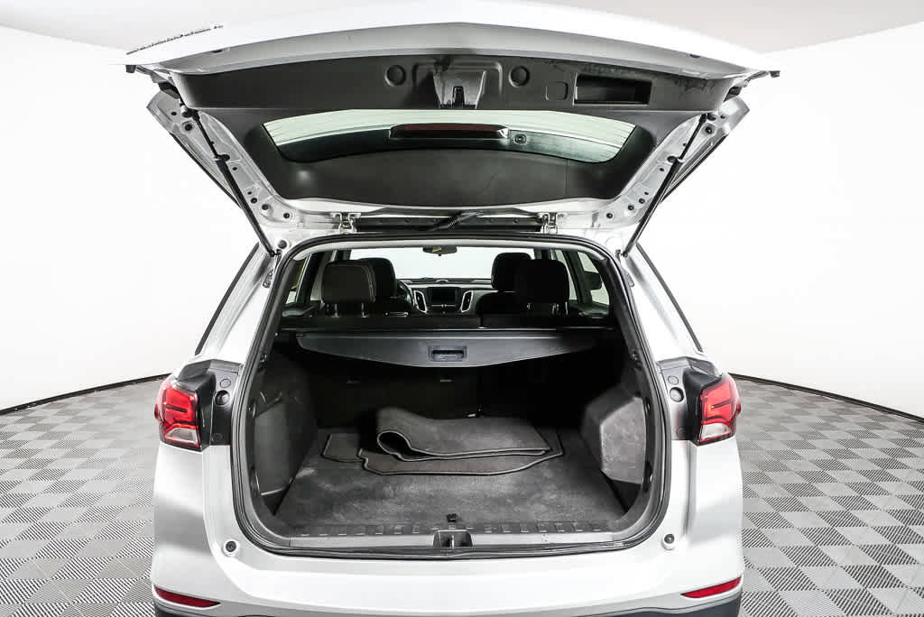 Used 2022 Chevrolet Equinox LS image 30