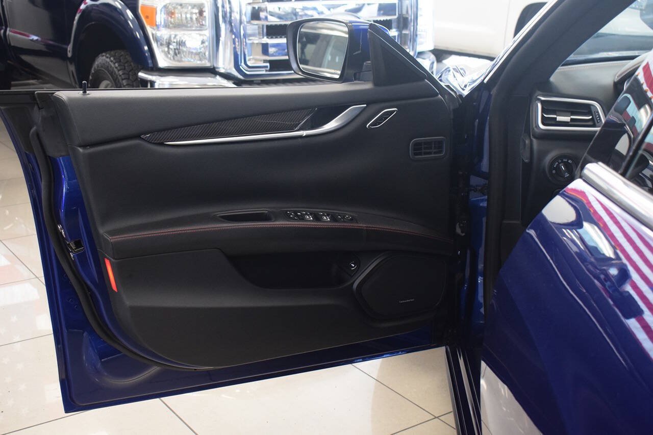 Used 2016 Maserati Ghibli S RWD image 47