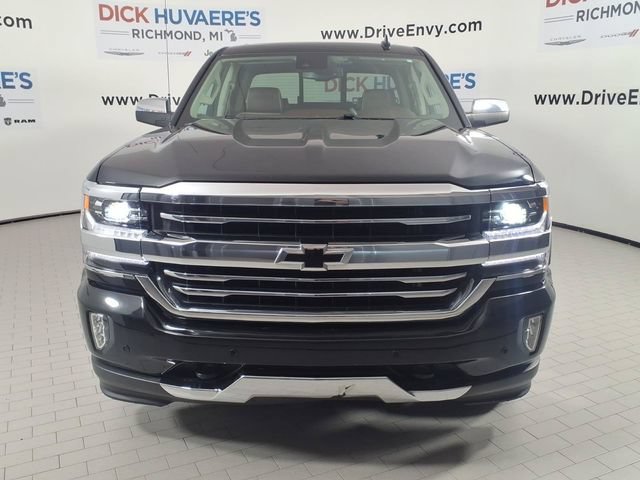 Used 2016 Chevrolet Silverado 1500 High Country w/ High Country Premium Package AWD/4WD image 2