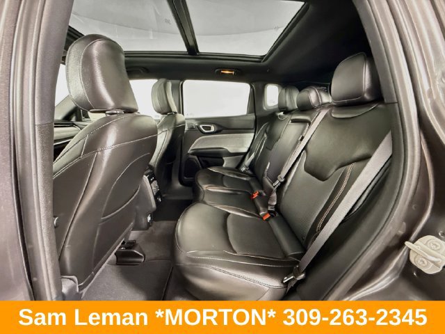 Used 2023 Jeep Compass Latitude w/ Sun and Sound Group AWD/4WD image 25