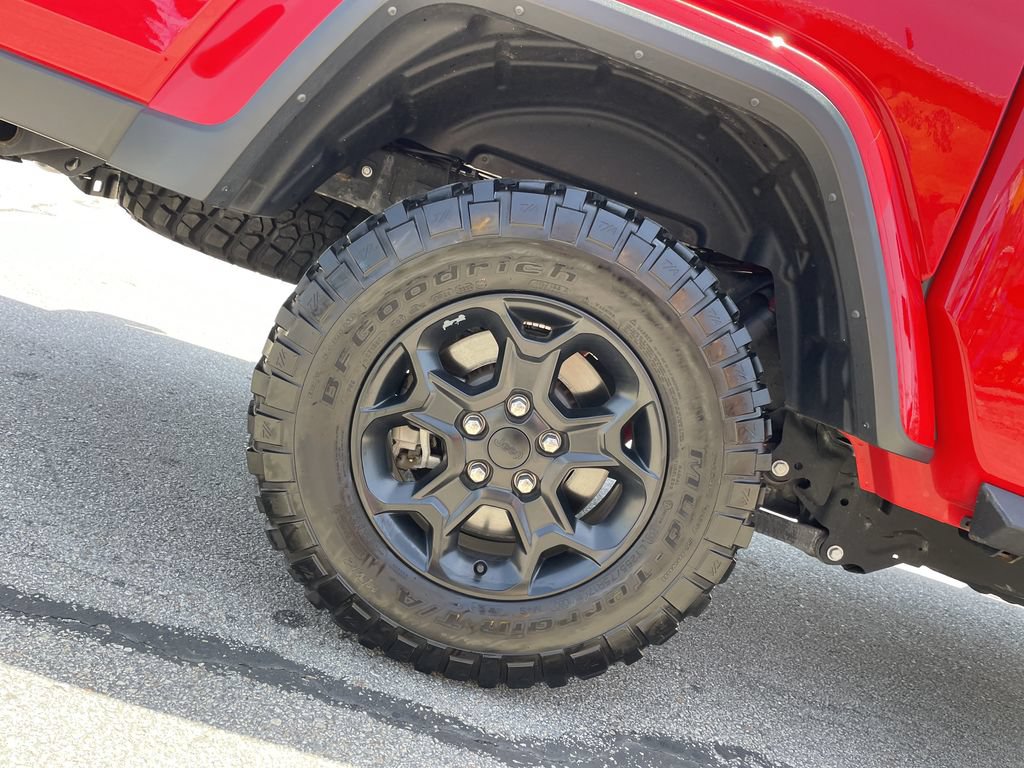 Used 2023 Jeep Gladiator Sport AWD/4WD image 12