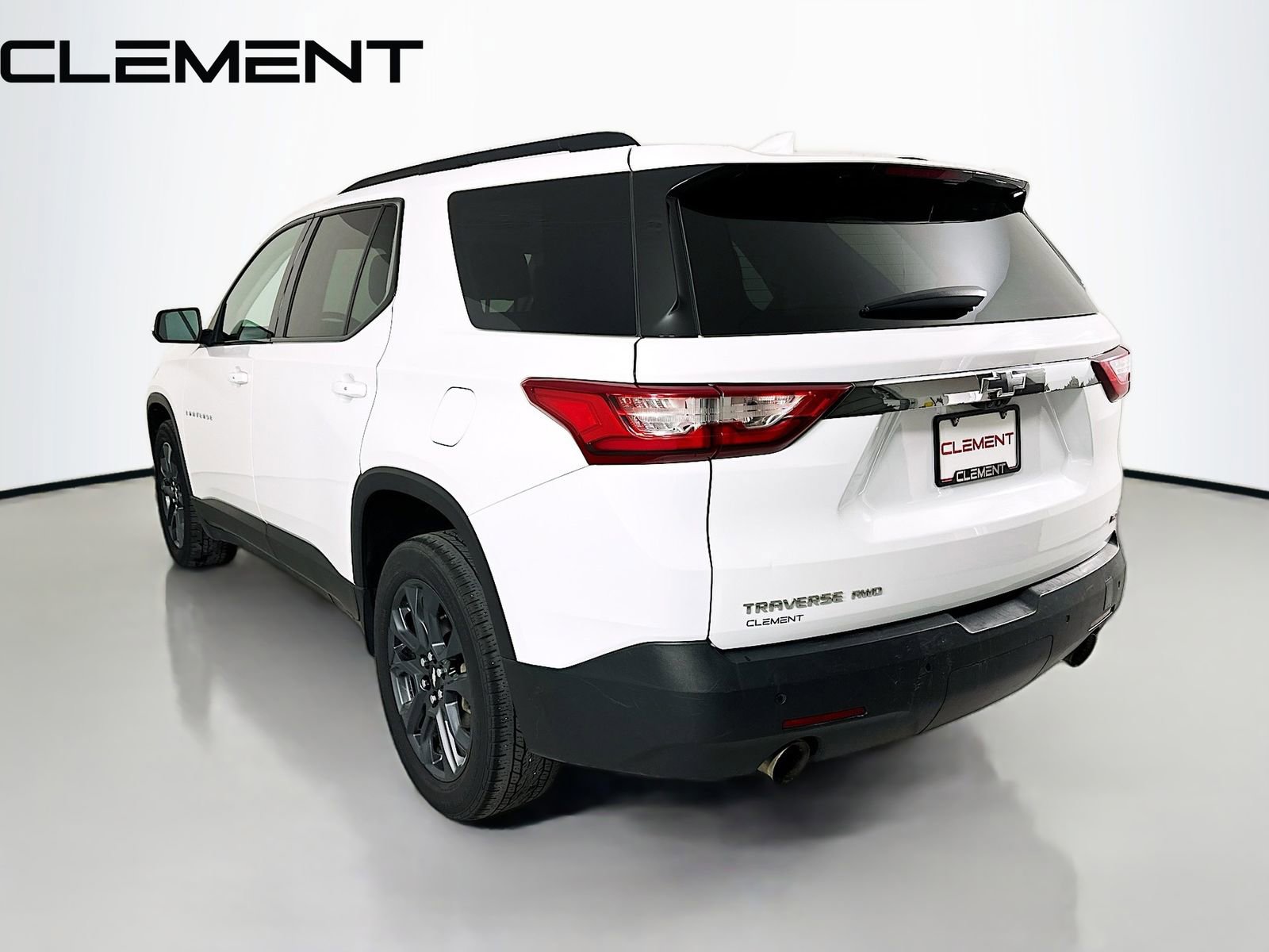 Used 2021 Chevrolet Traverse RS w/ LPO, Floor Liner Package AWD/4WD image 10