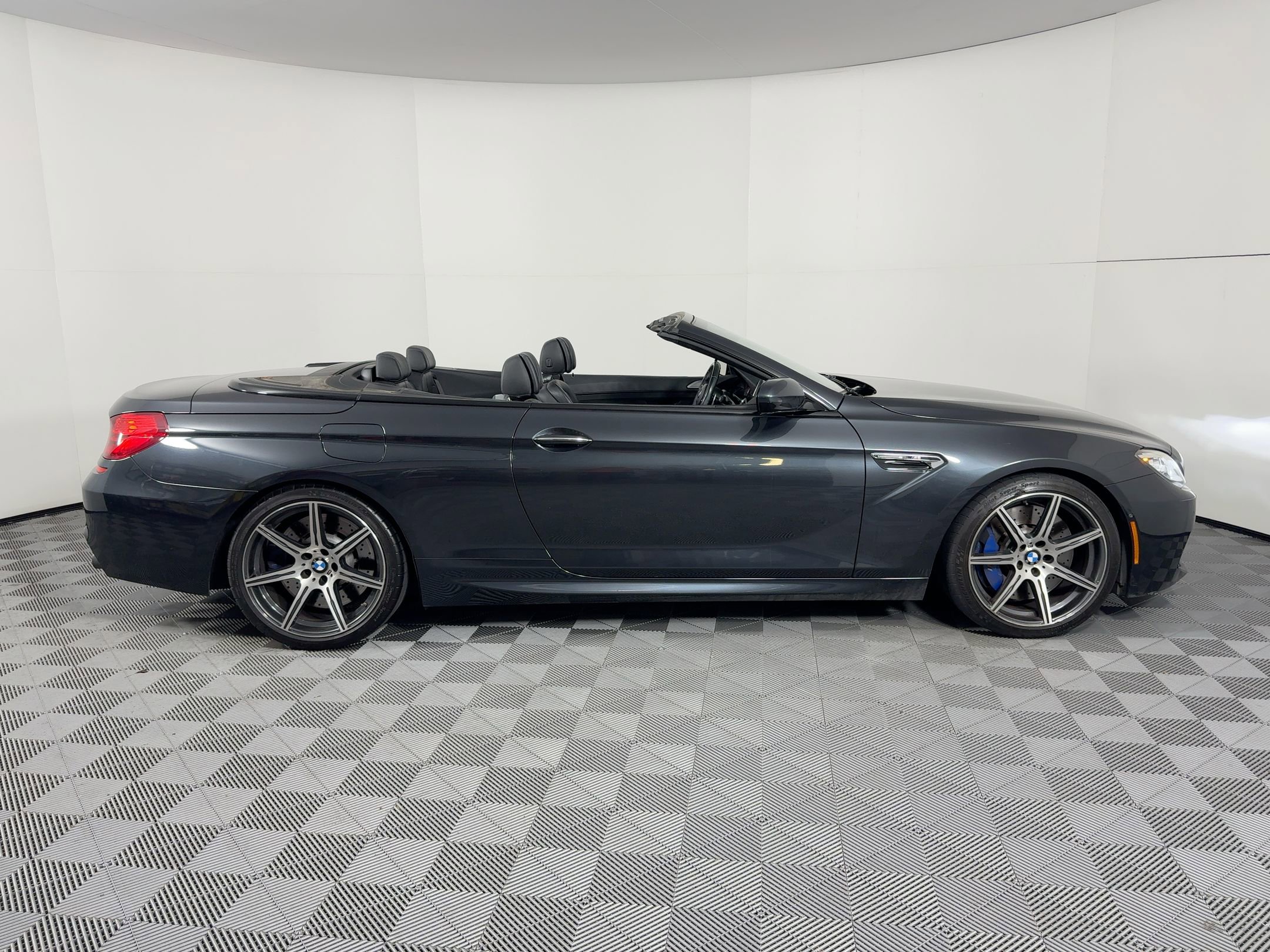 Used 2014 BMW M6 Convertible RWD image 8