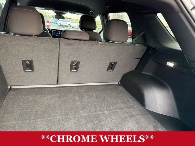 Used 2025 Chevrolet Equinox LT image 20
