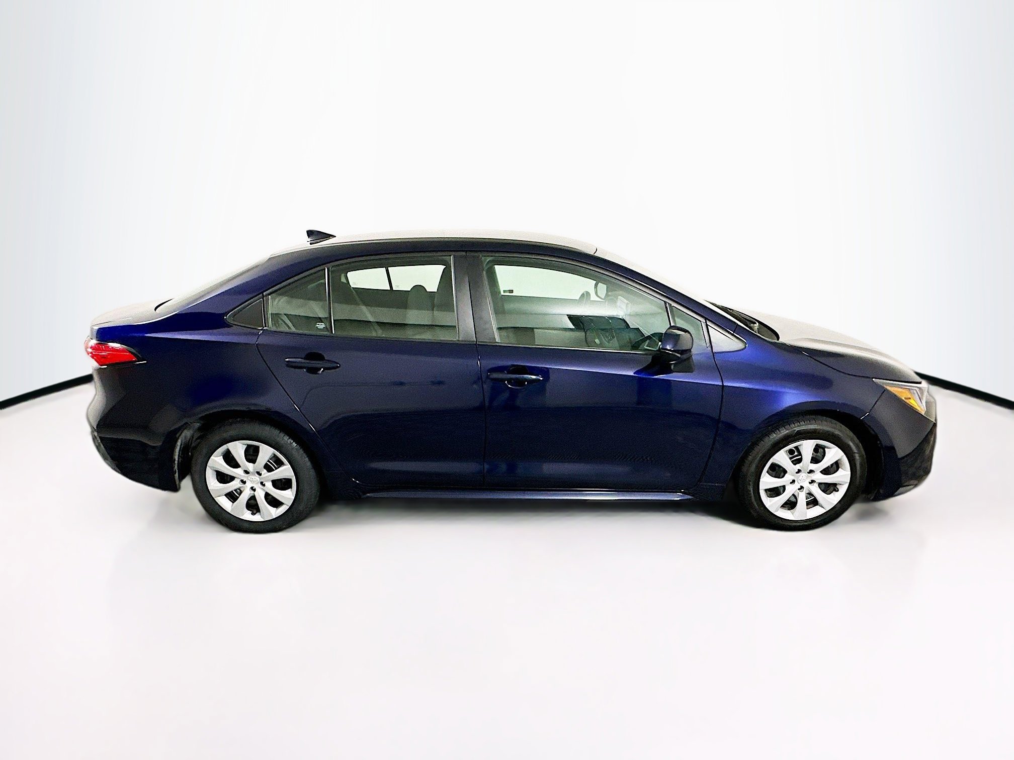 Used 2024 Toyota Corolla LE image 10