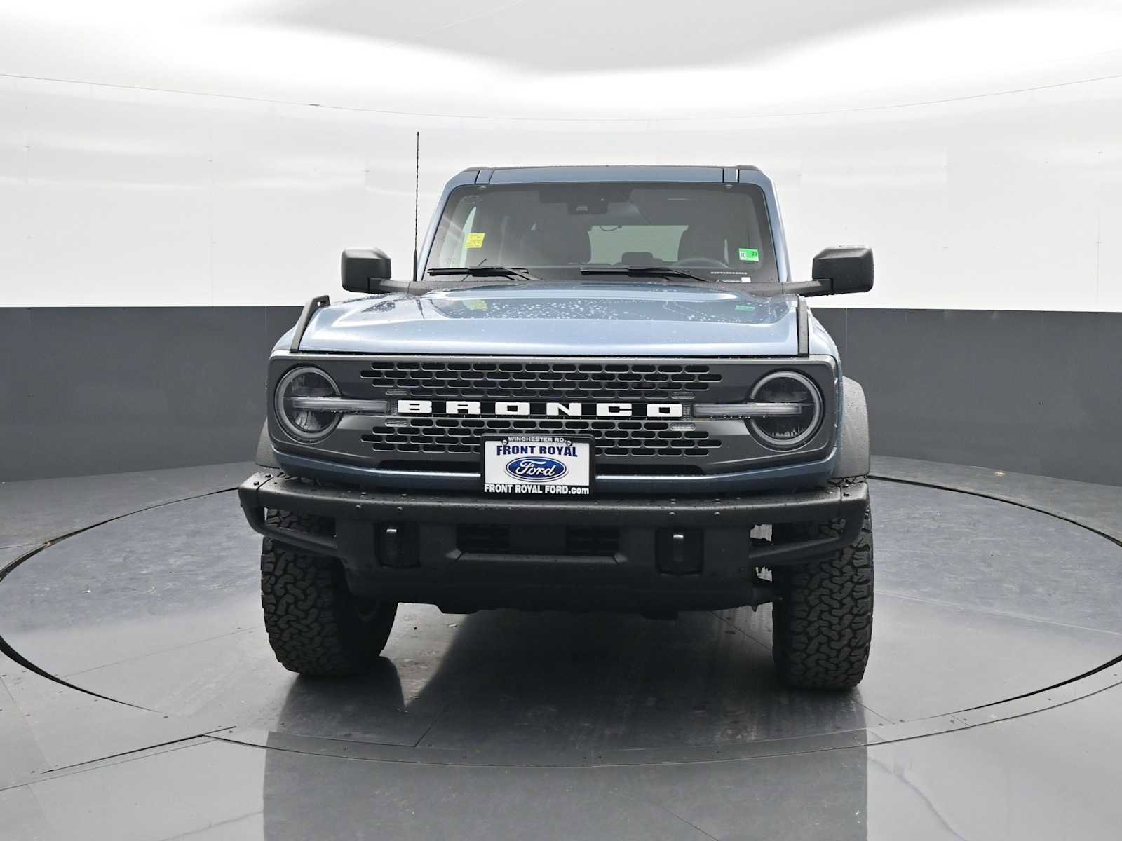 New 2025 Ford Bronco Badlands image 3