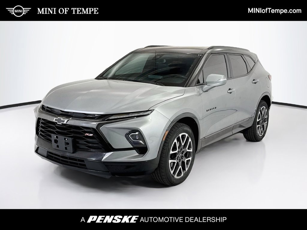 Used 2023 Chevrolet Blazer RS FWD image 1