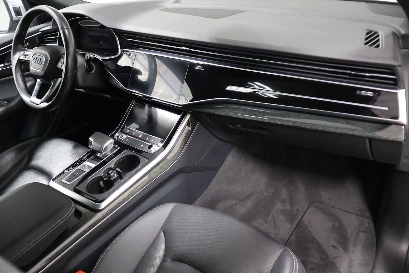 Used 2021 Audi Q8 Premium Plus w/ Premium Plus Package AWD/4WD image 6