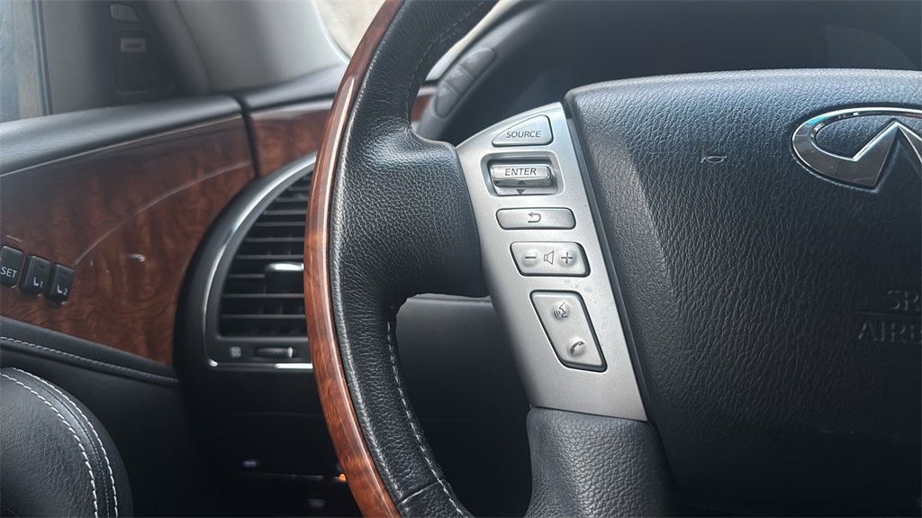 Used 2016 INFINITI QX80 4WD w/ Deluxe Technology Package image 26