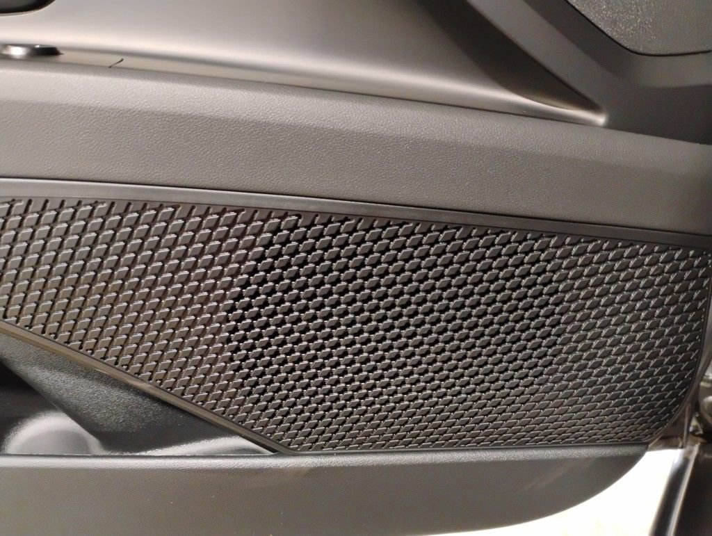 Used 2025 Hyundai Elantra Sport image 34