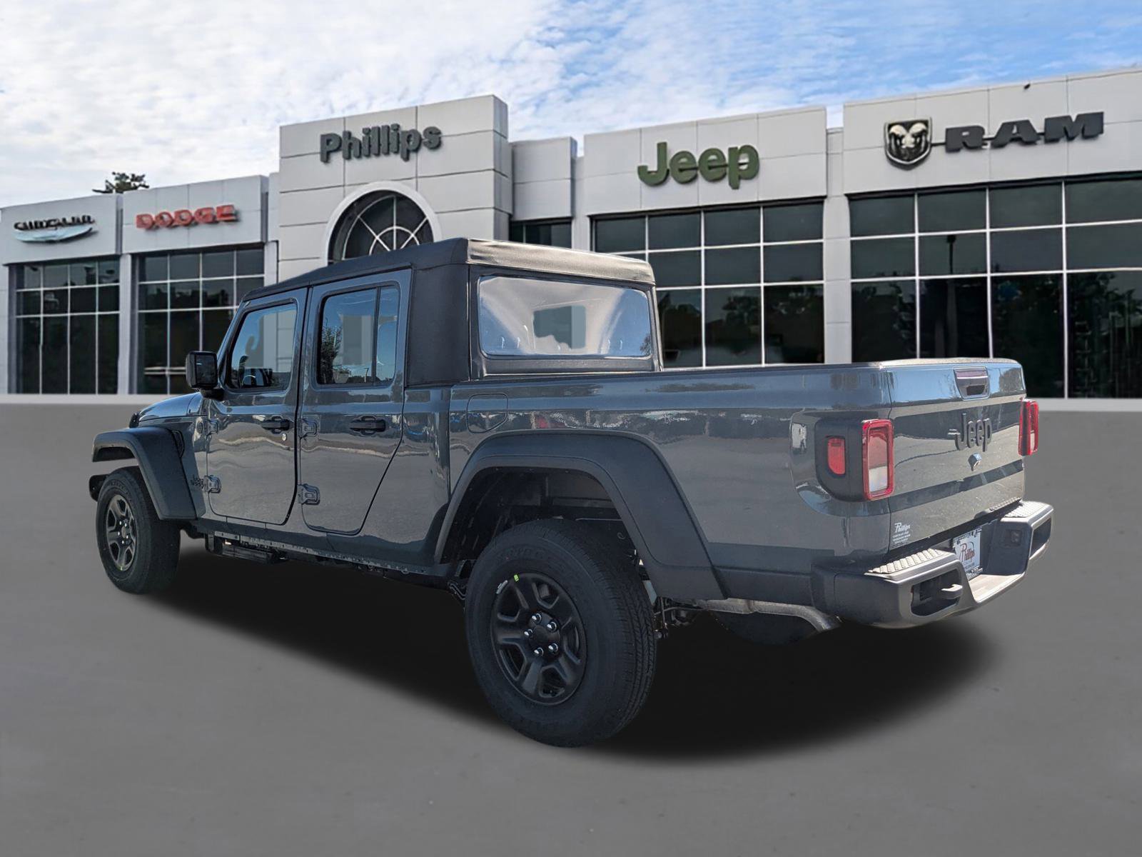 New 2026 Jeep Gladiator Sport image 5