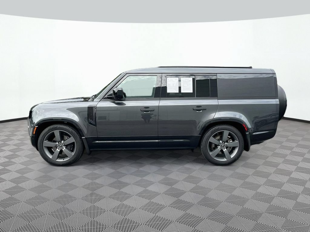 Used 2024 Land Rover Defender 130 Outbound AWD/4WD image 9