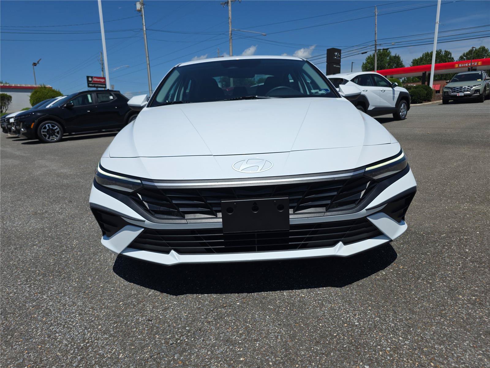 Certified 2024 Hyundai Elantra SEL FWD image 11
