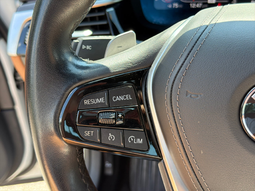 Used 2021 BMW 530i w/ Premium Package RWD image 25