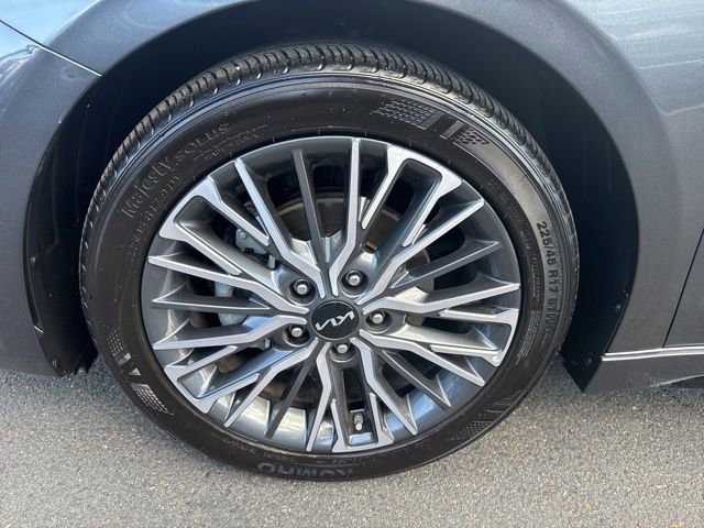 Certified 2022 Kia Forte GT-Line image 10