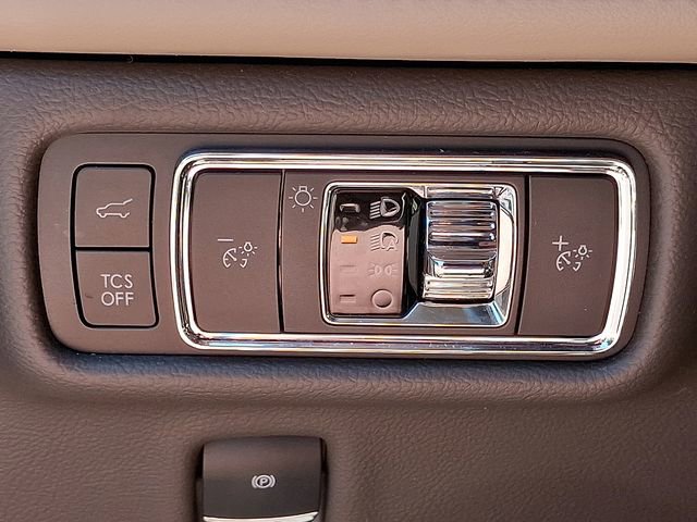 Used 2021 Lincoln Nautilus Reserve AWD/4WD image 26