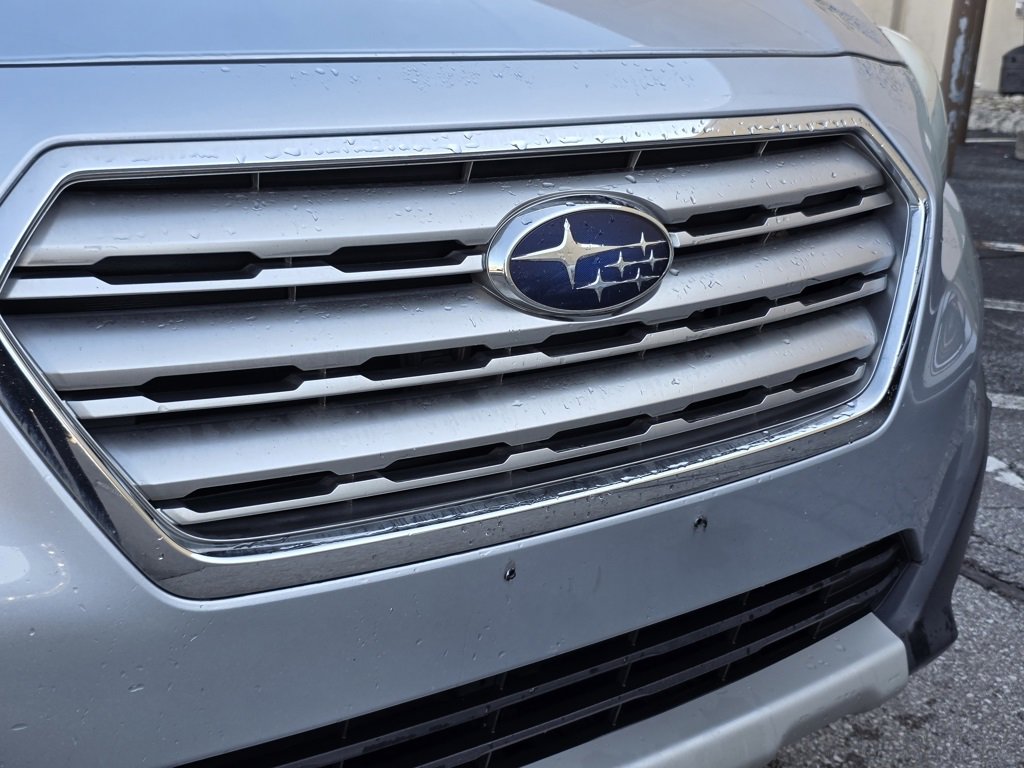 Used 2015 Subaru Outback 2.5i Limited image 9