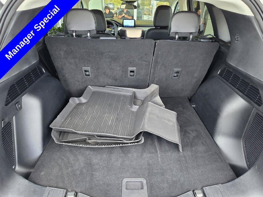 Used 2022 Ford Escape SEL FWD image 14