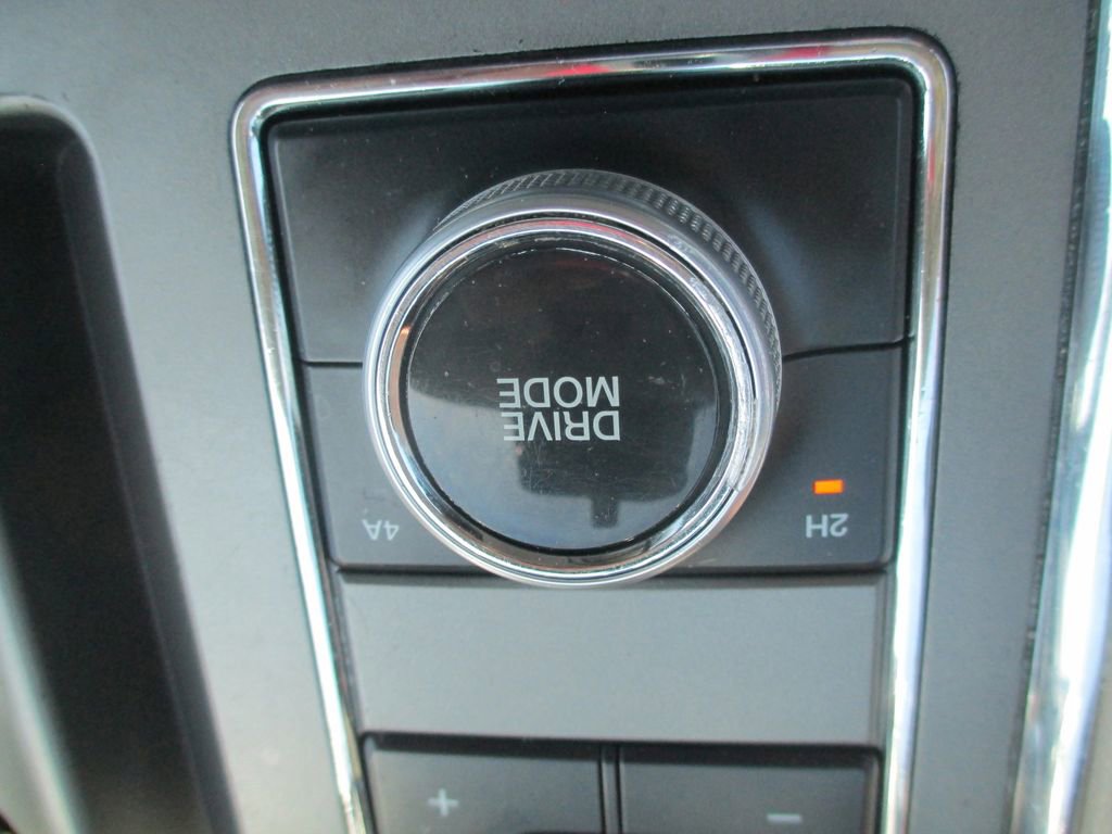 Used 2020 Ford Expedition Max XLT w/ Equipment Group 202A AWD/4WD image 30