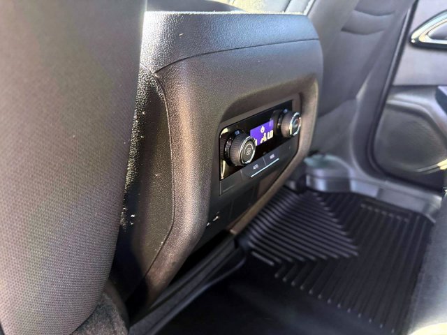 Used 2024 Chevrolet Traverse LS AWD/4WD image 15