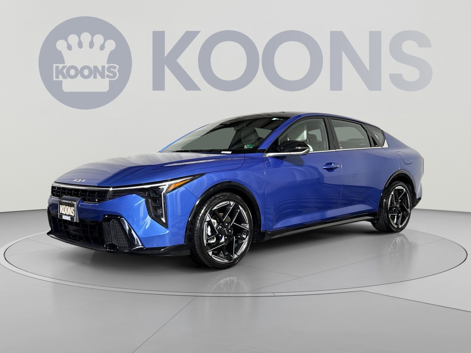 Used 2025 Kia K4 GT-Line w/ GT-Line Premium Package FWD image 1