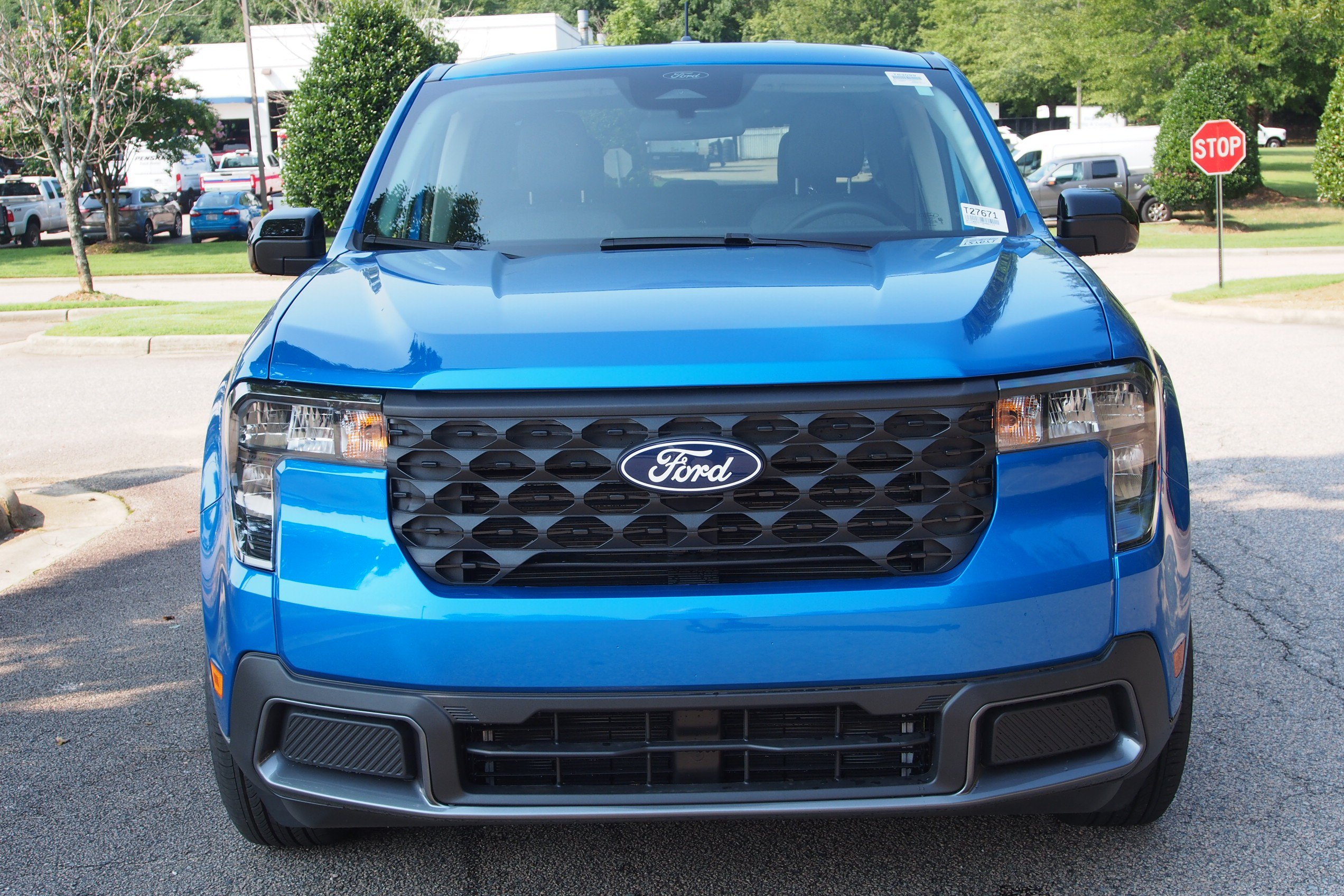 New 2026 Ford Maverick XLT w/ XLT Luxury Package FWD image 2