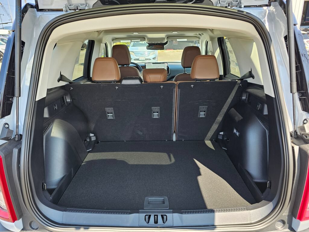 New 2026 Ford Bronco Sport Outer Banks w/ Outer Banks Tech Package+ AWD/4WD image 10
