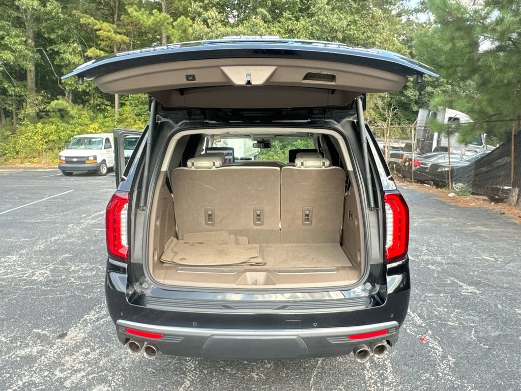 Used 2023 GMC Yukon Denali RWD image 34