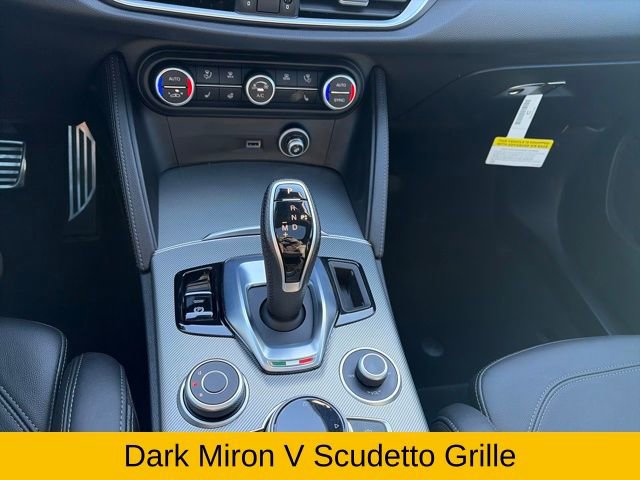 Used 2024 Alfa Romeo Stelvio Veloce image 40