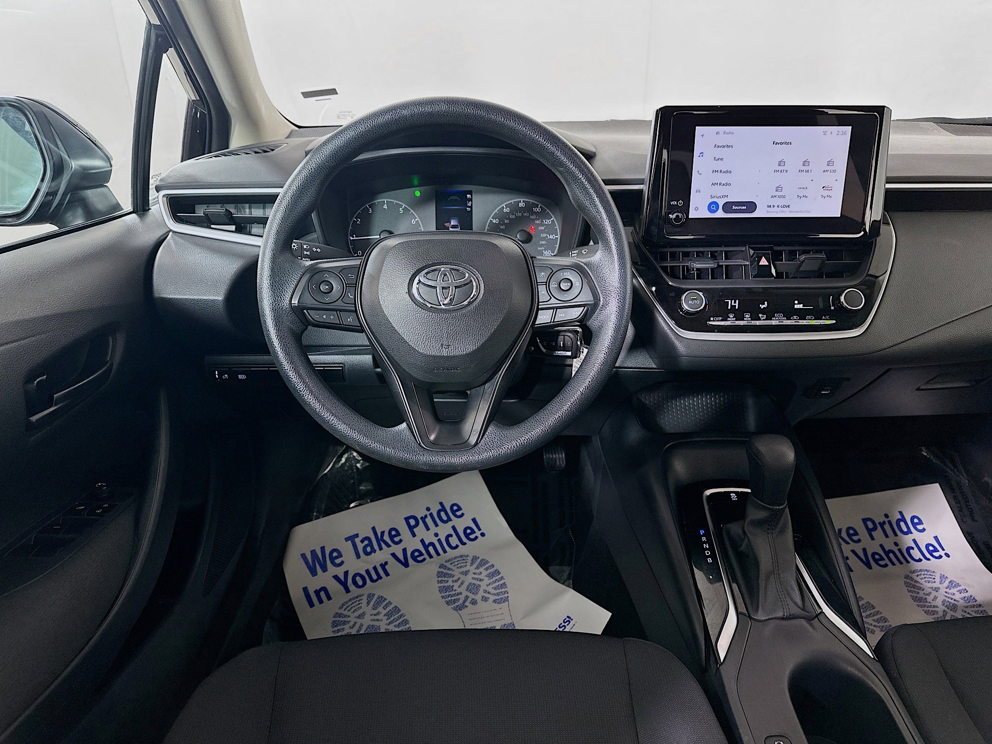 Used 2023 Toyota Corolla LE image 20