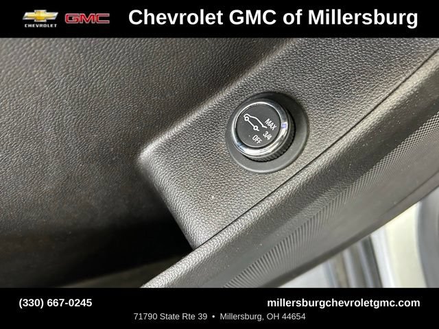 Used 2019 Chevrolet Traverse LT FWD image 23