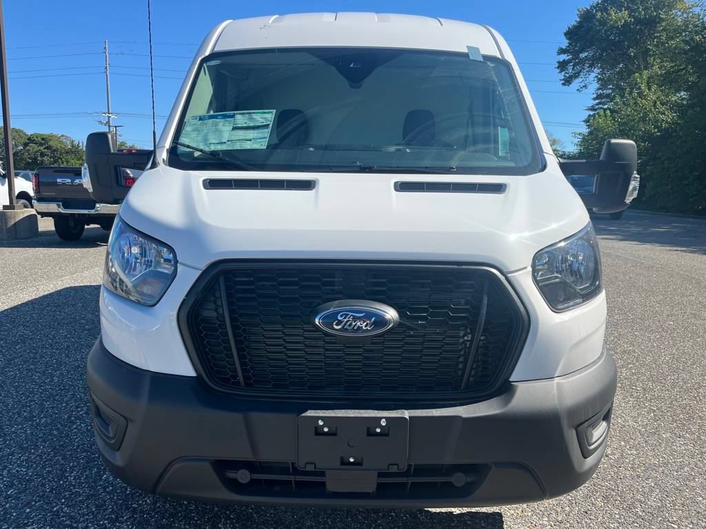 New 2025 Ford Transit 250 148 Medium Roof RWD image 2