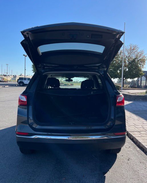 Used 2018 Chevrolet Equinox LT FWD image 24
