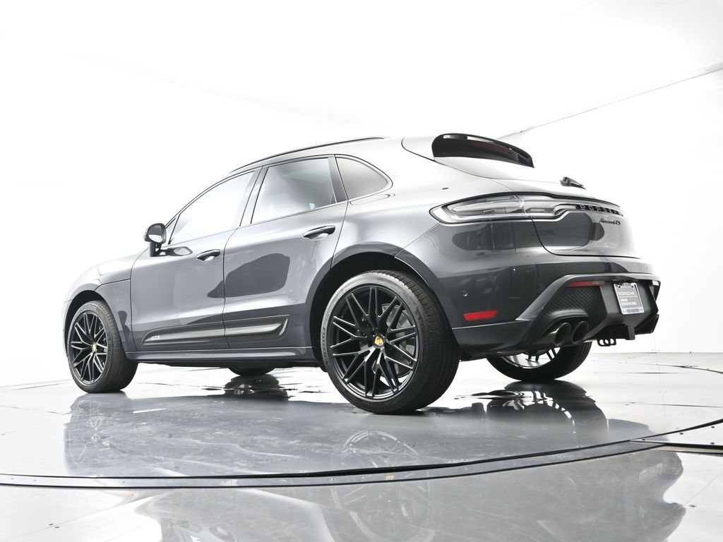 Certified 2025 Porsche Macan GTS image 52