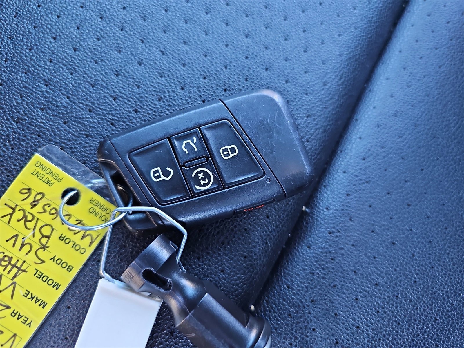 Used 2021 Volkswagen Atlas Cross Sport SE w/ Panoramic Sunroof Package image 37