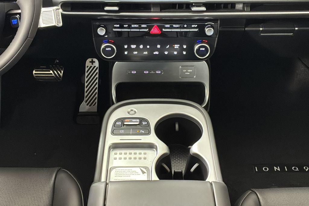 New 2026 Hyundai Ioniq 9 Calligraphy image 20