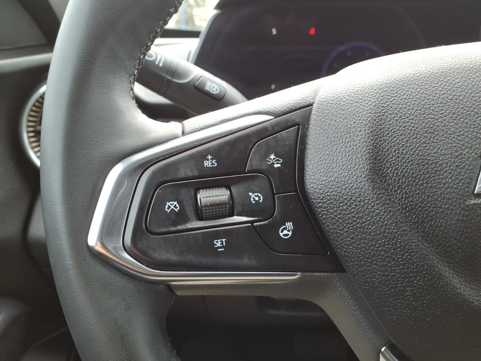 Certified 2024 Chevrolet Trax ACTIV image 18