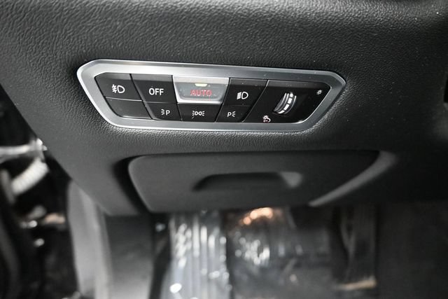 Used 2020 BMW X7 xDrive40i w/ Premium Package AWD/4WD image 17