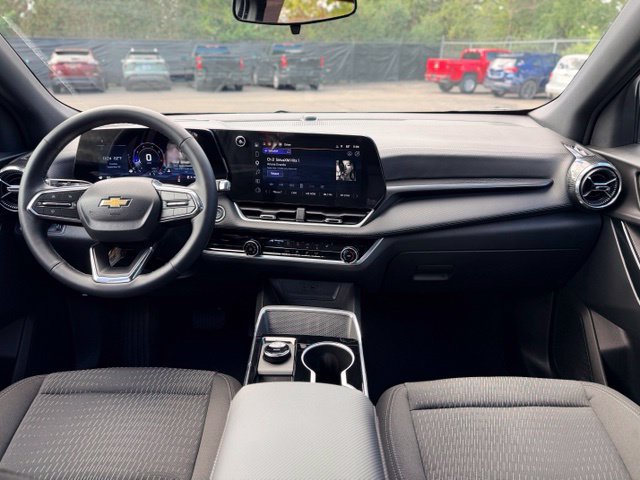 Used 2026 Chevrolet Equinox LT FWD image 20