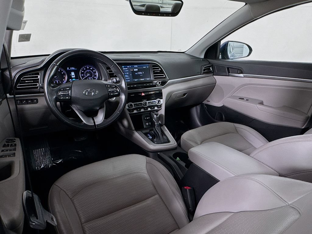 Used 2020 Hyundai Elantra Limited w/ Ultimate Package 03 FWD image 26