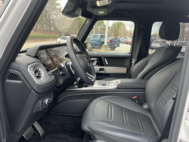 Used 2025 Mercedes-Benz G 550 image 5