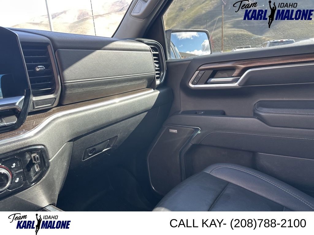 Used 2023 Chevrolet Silverado 1500 RST AWD/4WD image 19