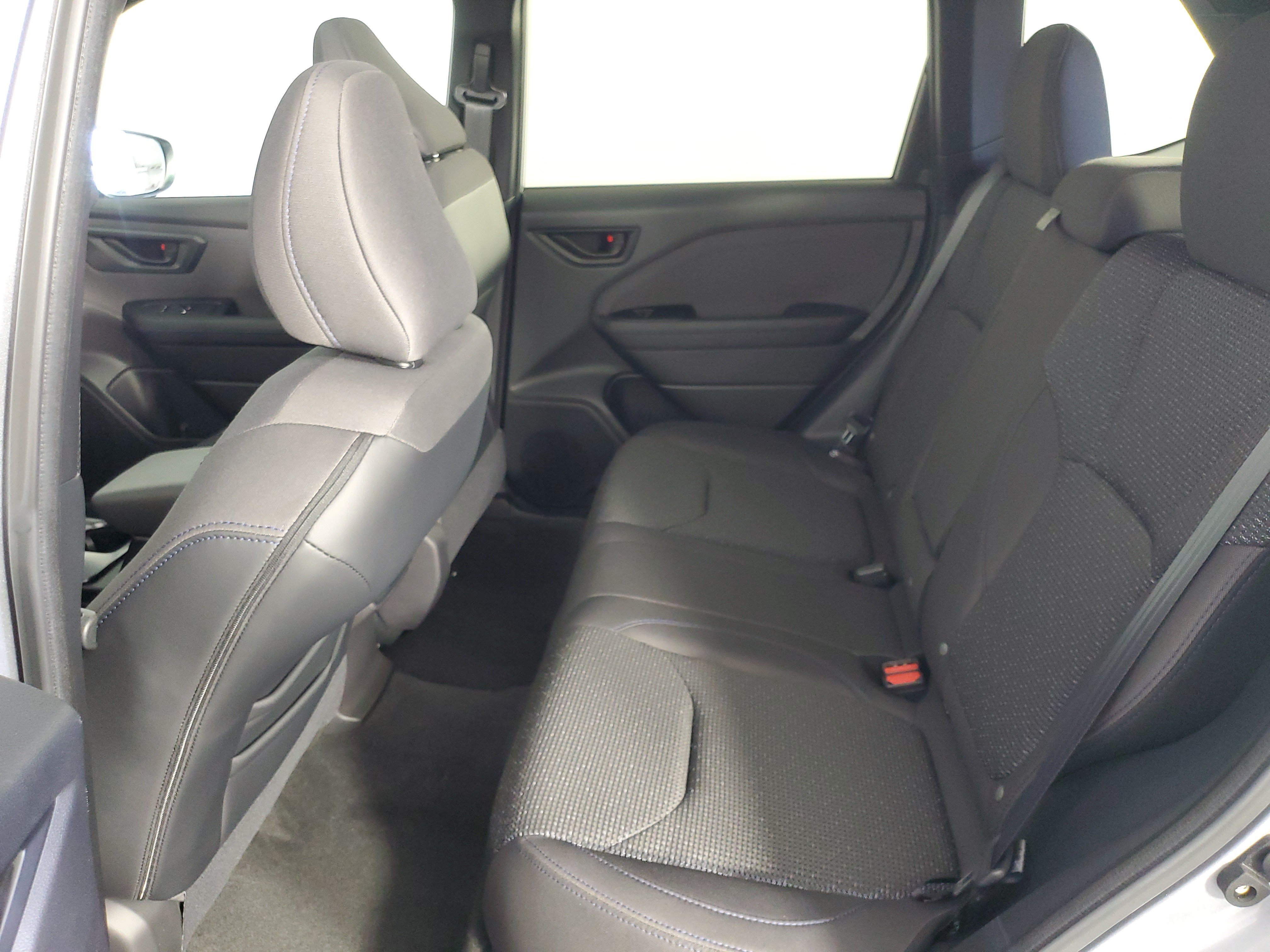 Used 2026 Subaru Forester Premium AWD/4WD image 13