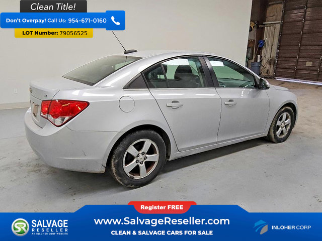Used 2015 Chevrolet Cruze LT w/ Technology Package image 3