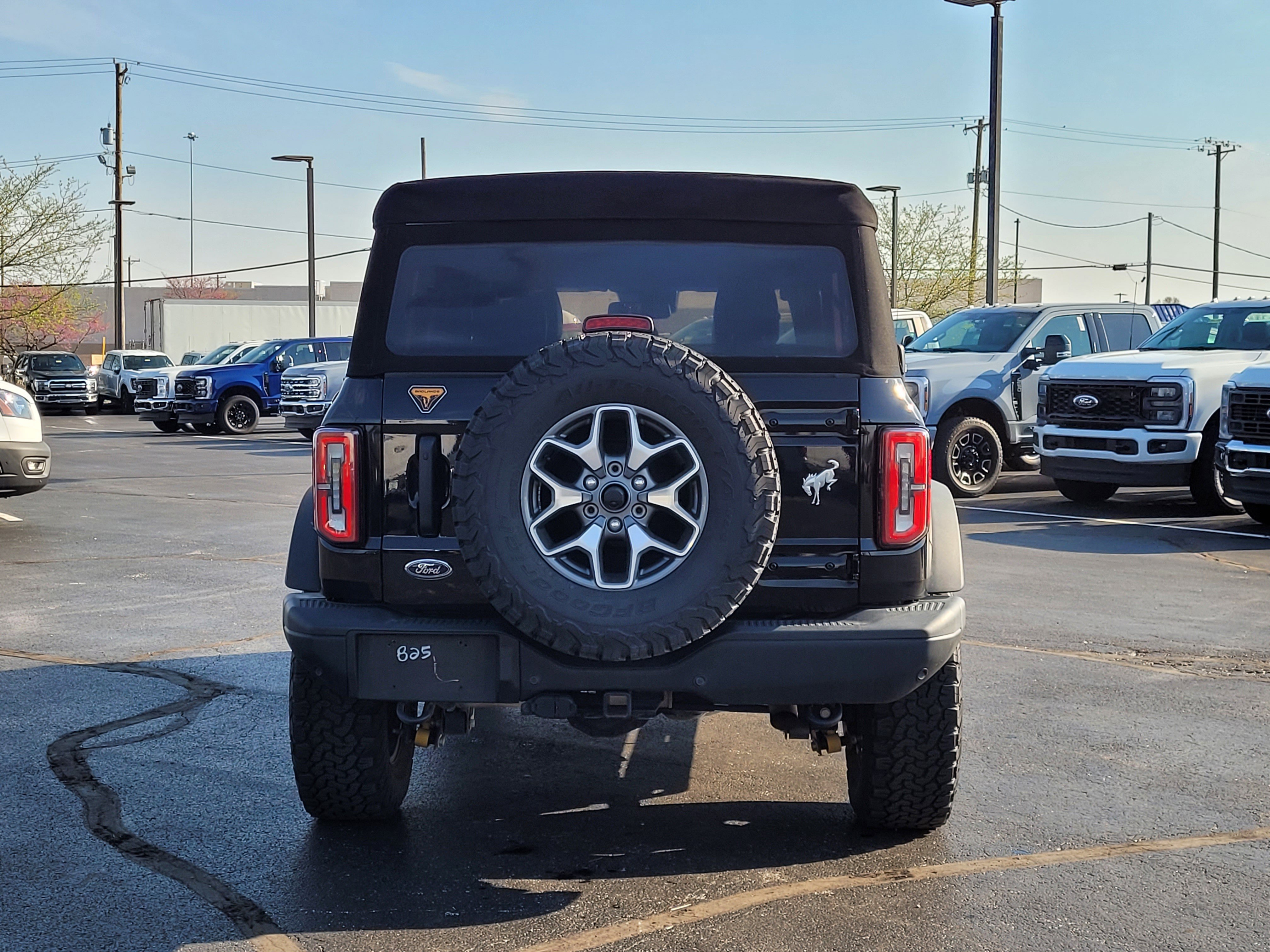 Used 2021 Ford Bronco Badlands image 5