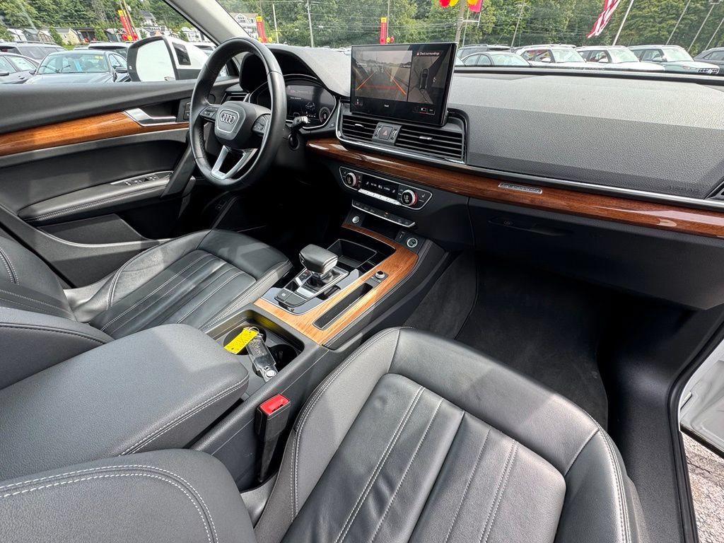Used 2023 Audi Q5 2.0T Premium Plus AWD/4WD image 29