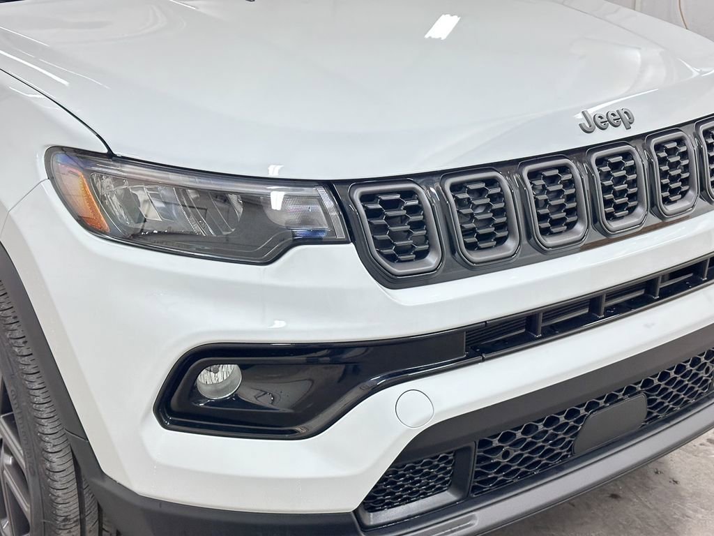 New 2026 Jeep Compass Limited image 12