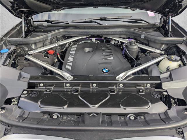 Used 2025 BMW X7 xDrive40i w/ Premium Package image 24